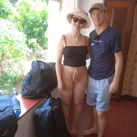 Sanaya Homestay タンガラ エクステリア 写真