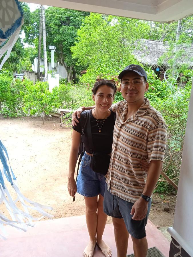 Sanaya Homestay タンガラ エクステリア 写真