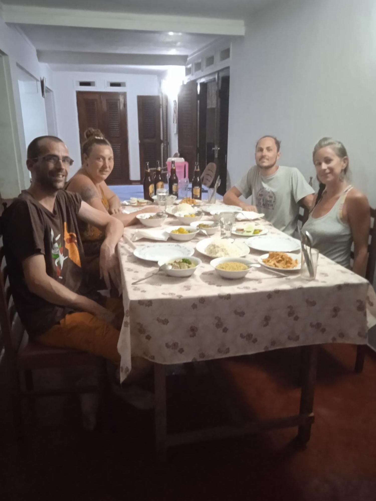 Sanaya Homestay タンガラ エクステリア 写真